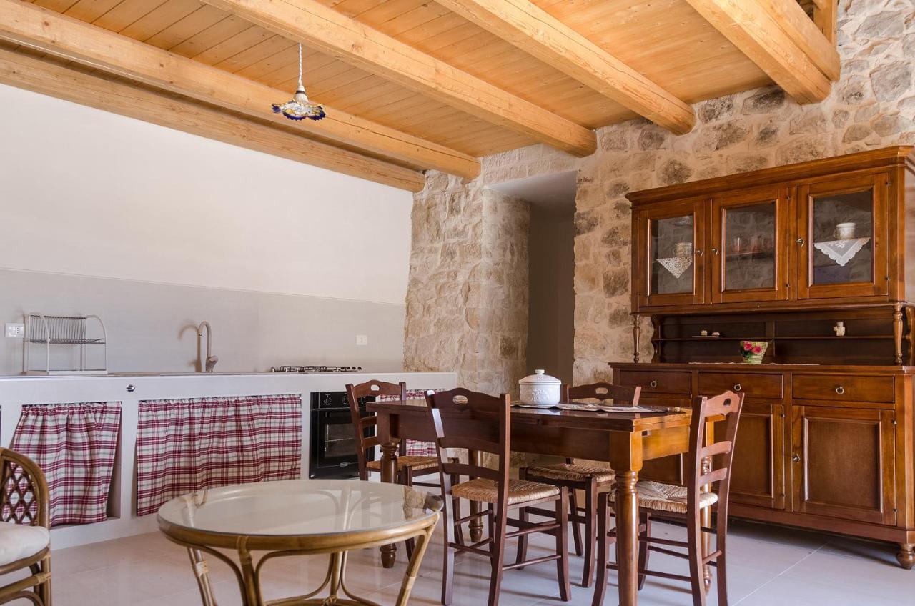 Vivere Gli Iblei - Maison En Plain Air Ragusa Exterior foto